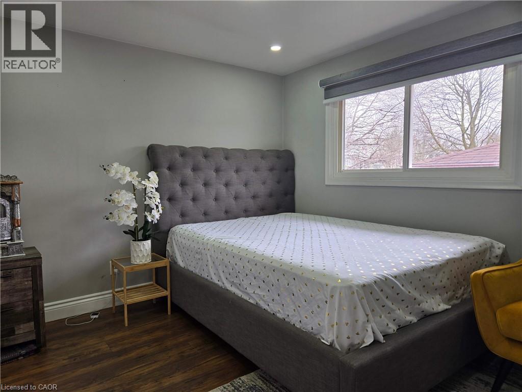 261 Overlea Drive, Kitchener, Ontario  N2M 1T7 - Photo 9 - 40836051