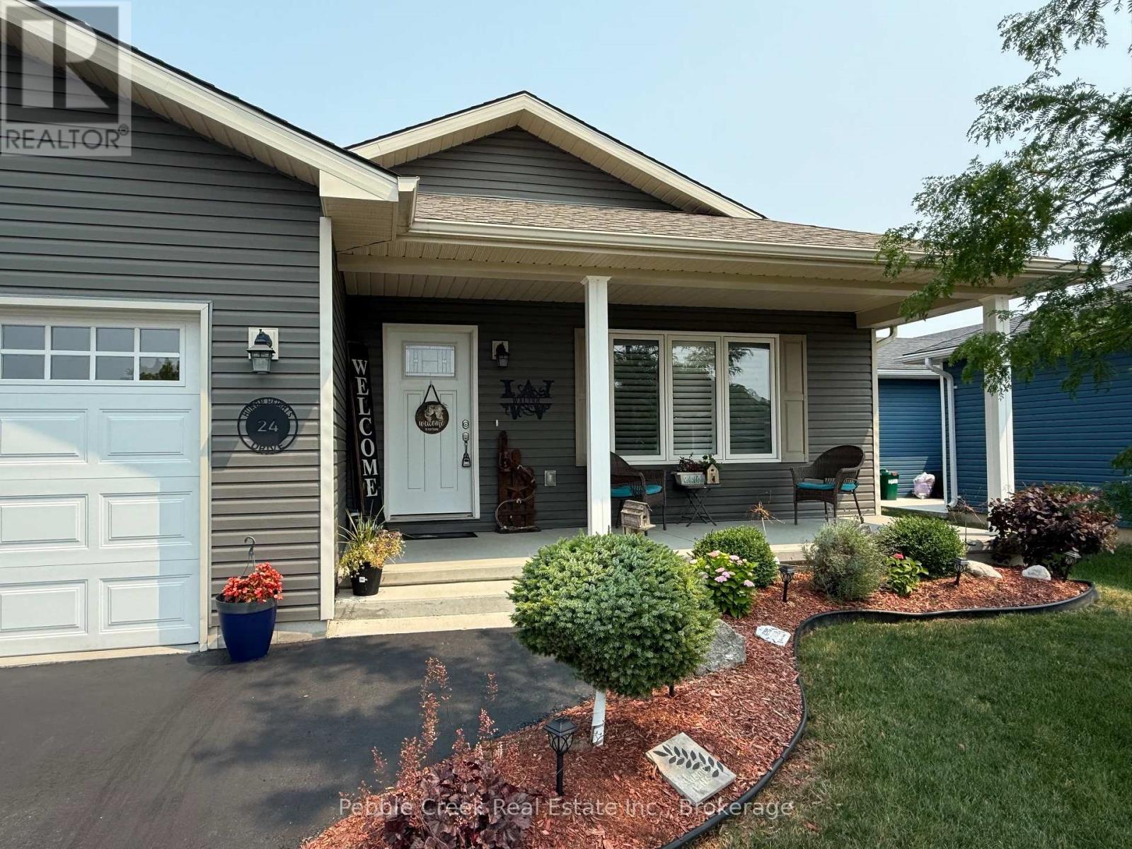 24 Huron Heights Drive, Ashfield-Colborne-Wawanosh, Ontario  N7A 0B1 - Photo 2 - X13231242