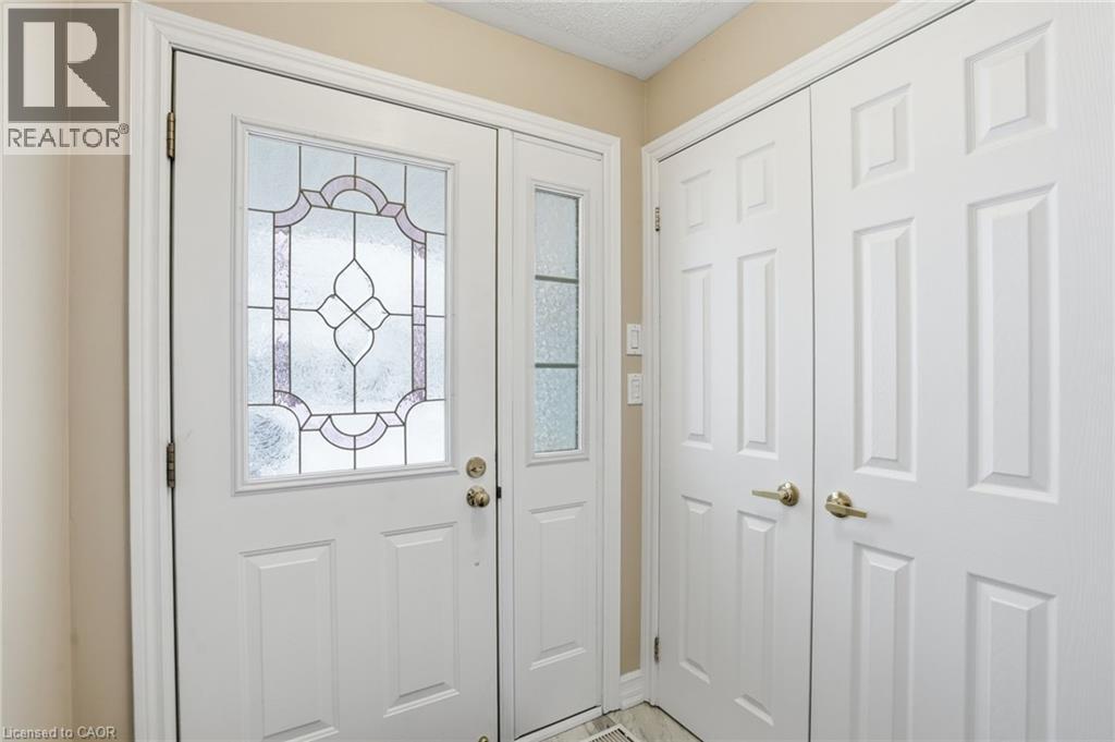 148 Glenariff Drive, Freelton, Ontario  L8B 1A5 - Photo 4 - 40836110