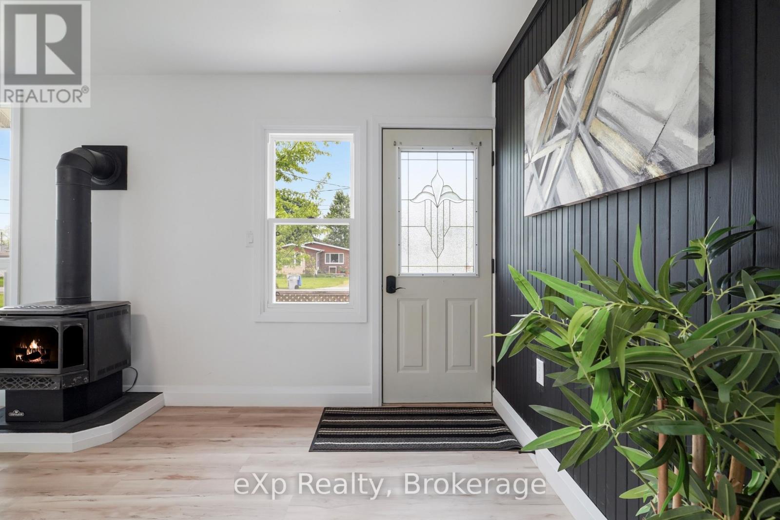 2608 Sheriff Street, Oil Springs, Ontario  N0N 1P0 - Photo 11 - X13231376