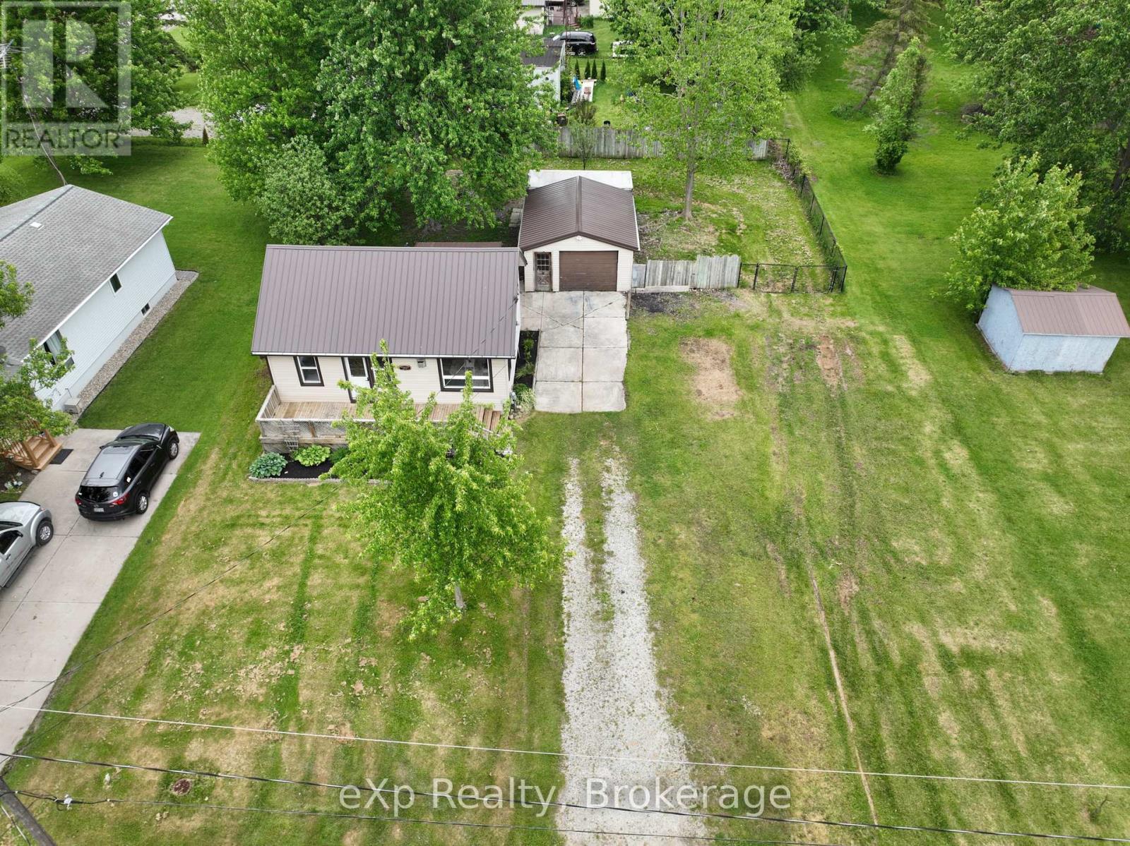 2608 Sheriff Street, Oil Springs, Ontario  N0N 1P0 - Photo 4 - X13231376