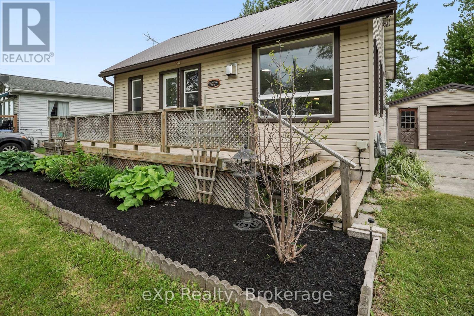 2608 Sheriff Street, Oil Springs, Ontario  N0N 1P0 - Photo 8 - X13231376