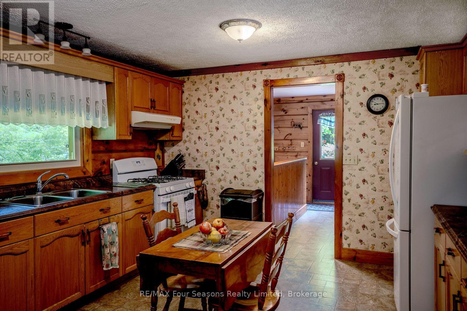 600072 50 Side Road S, Chatsworth, Ontario  N0H 1R0 - Photo 20 - X13231392