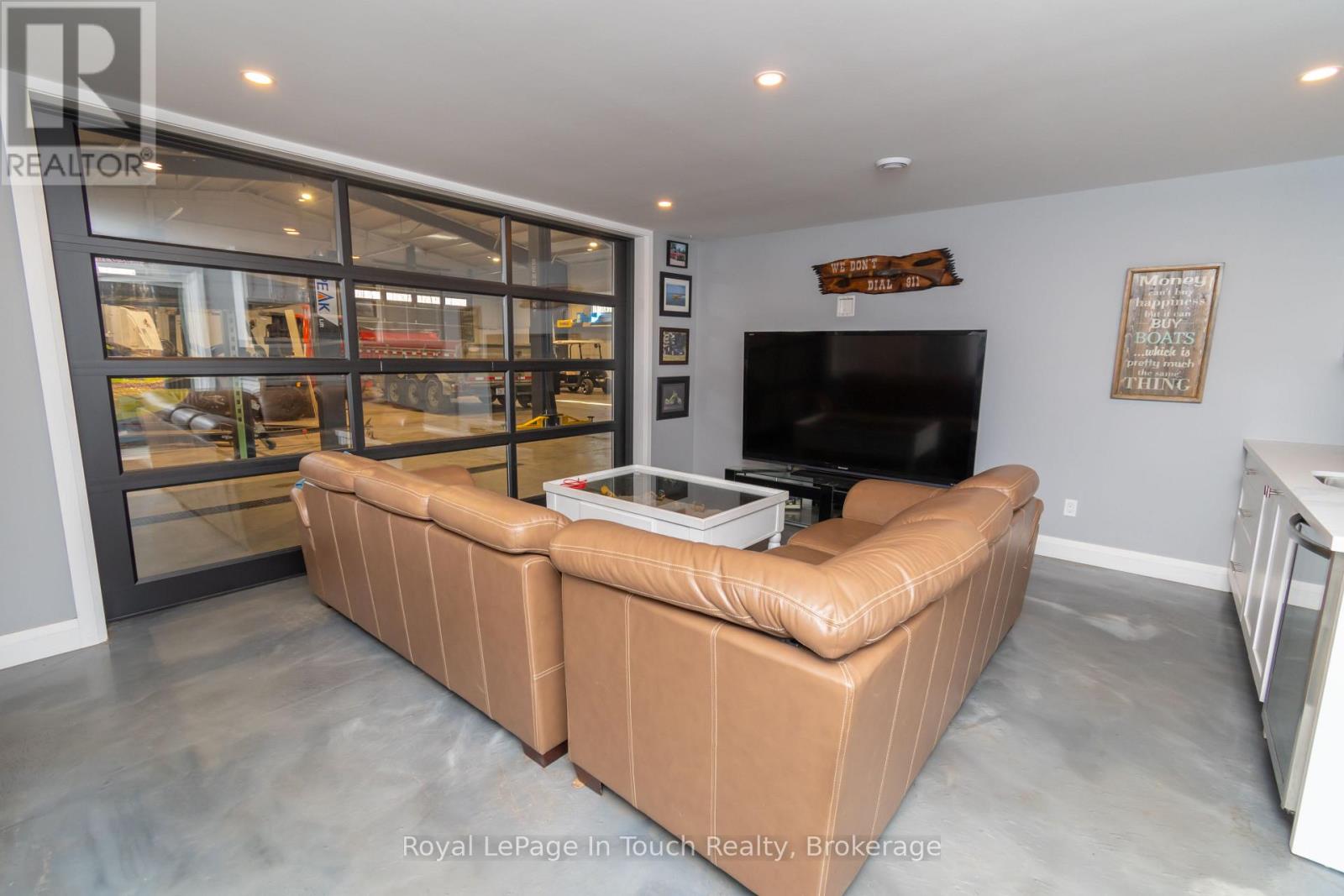 1388 Cedarpoint Road, Tiny, Ontario  L0L 2J0 - Photo 25 - S13231618