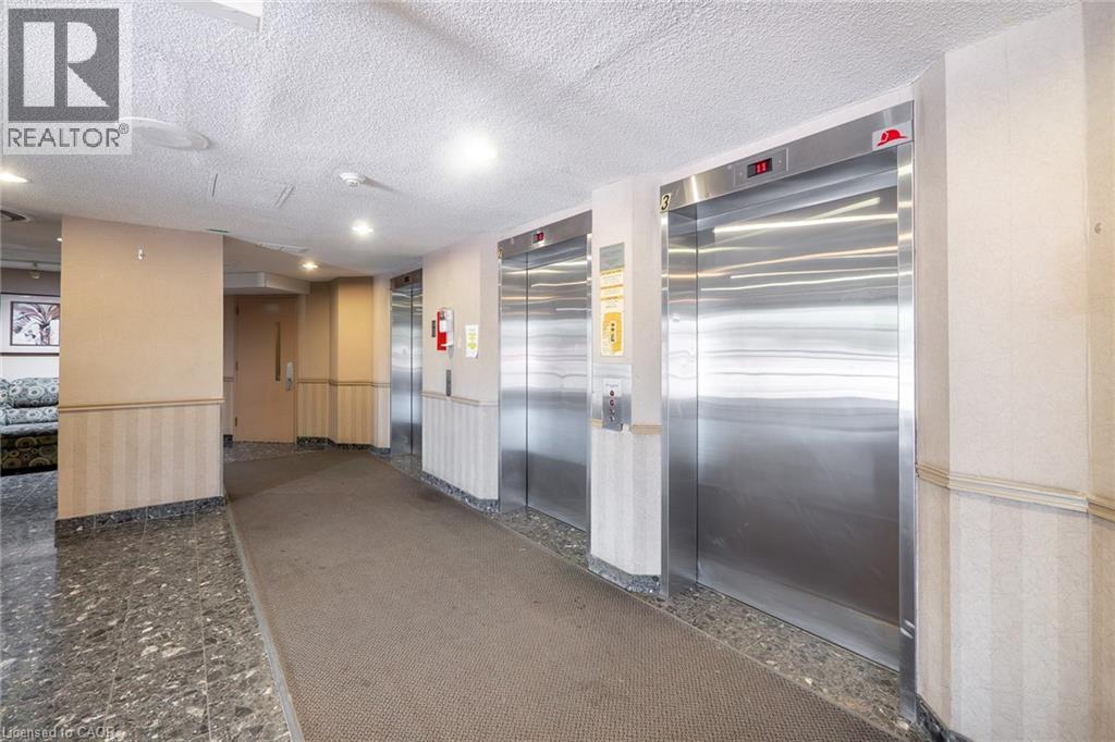 25 Trailwood Drive Unit# 1004, Mississauga, Ontario  L4Z 3K9 - Photo 3 - 40835607