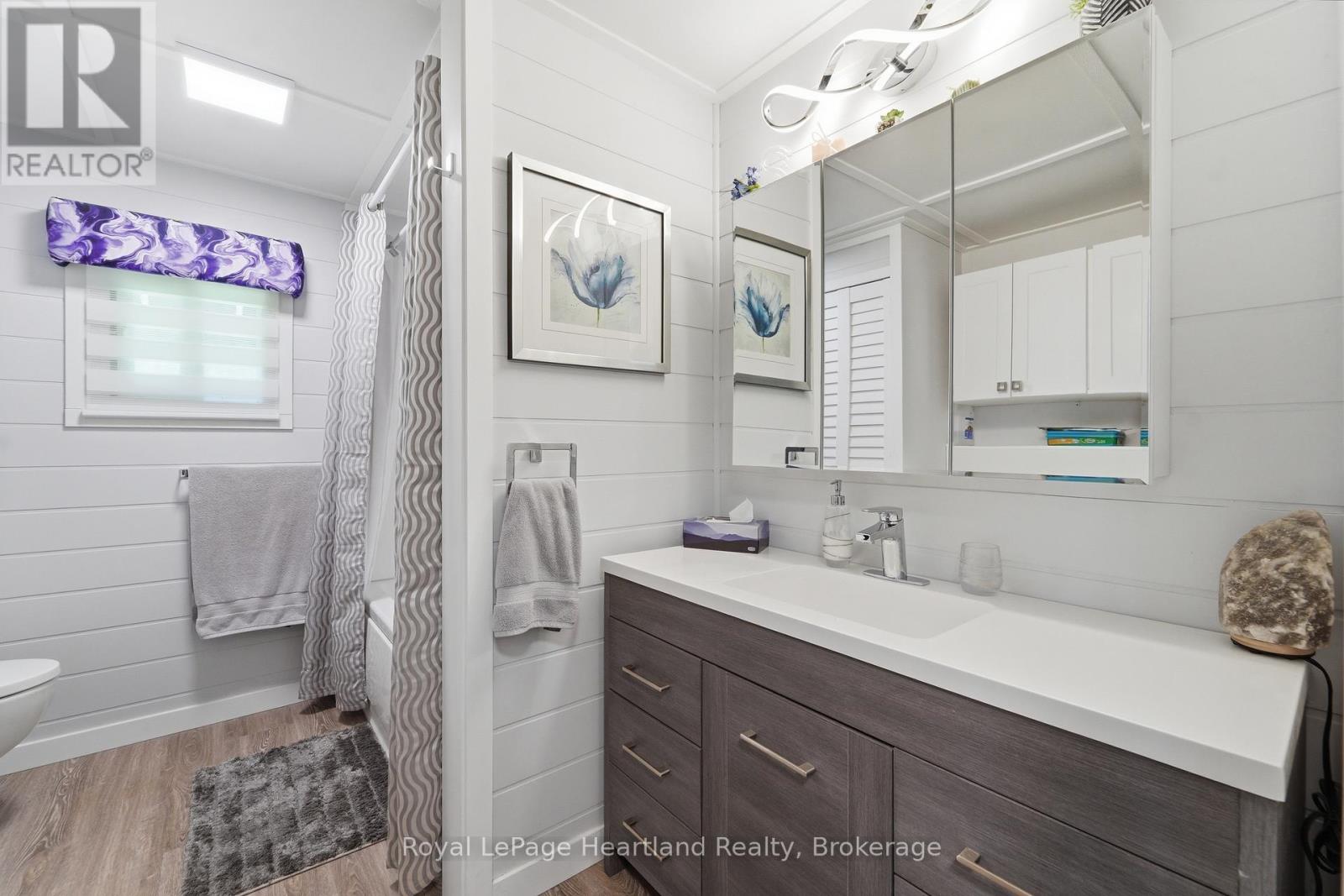 205 Chestnut Drive, Central Huron, Ontario  N0M 1G0 - Photo 14 - X13231776