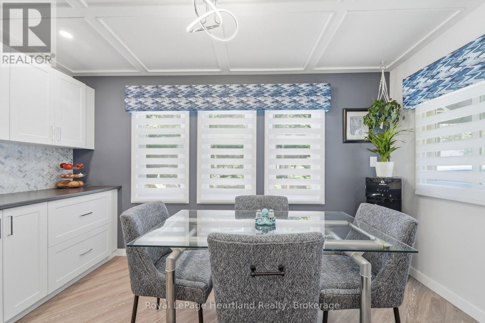 205 Chestnut Drive, Central Huron, Ontario  N0M 1G0 - Photo 7 - X13231776