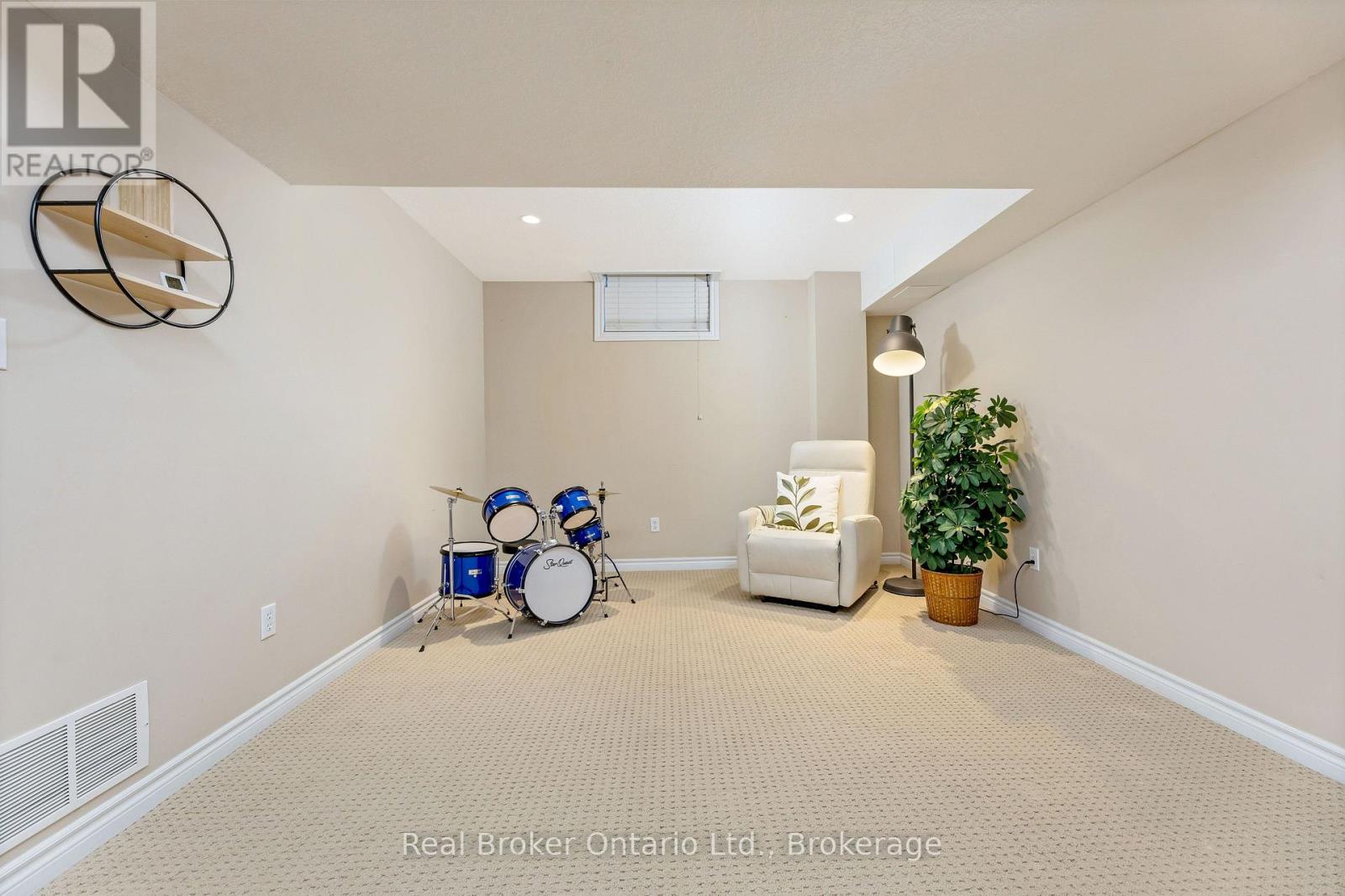 22 Atto Drive, Guelph, Ontario  N1E 0E4 - Photo 29 - X13232118