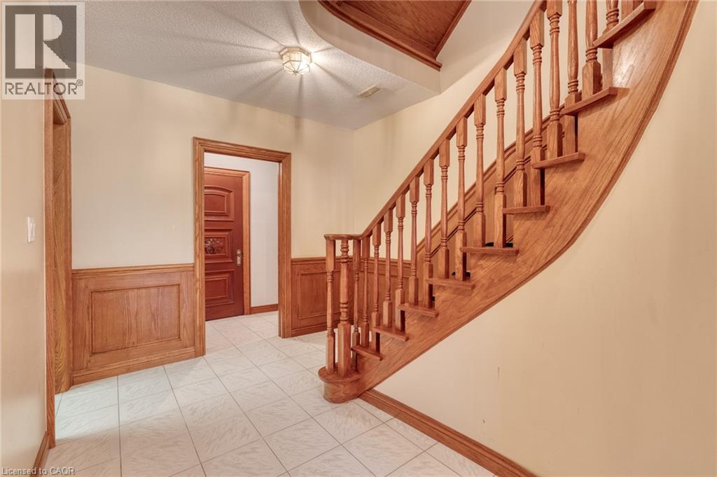 23 Susan Drive, Hamilton, Ontario  L9C 7R1 - Photo 31 - 40836194