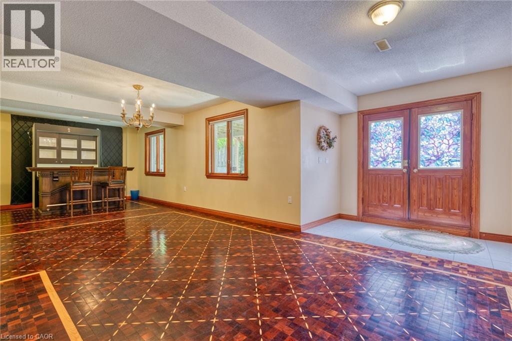 23 Susan Drive, Hamilton, Ontario  L9C 7R1 - Photo 32 - 40836194