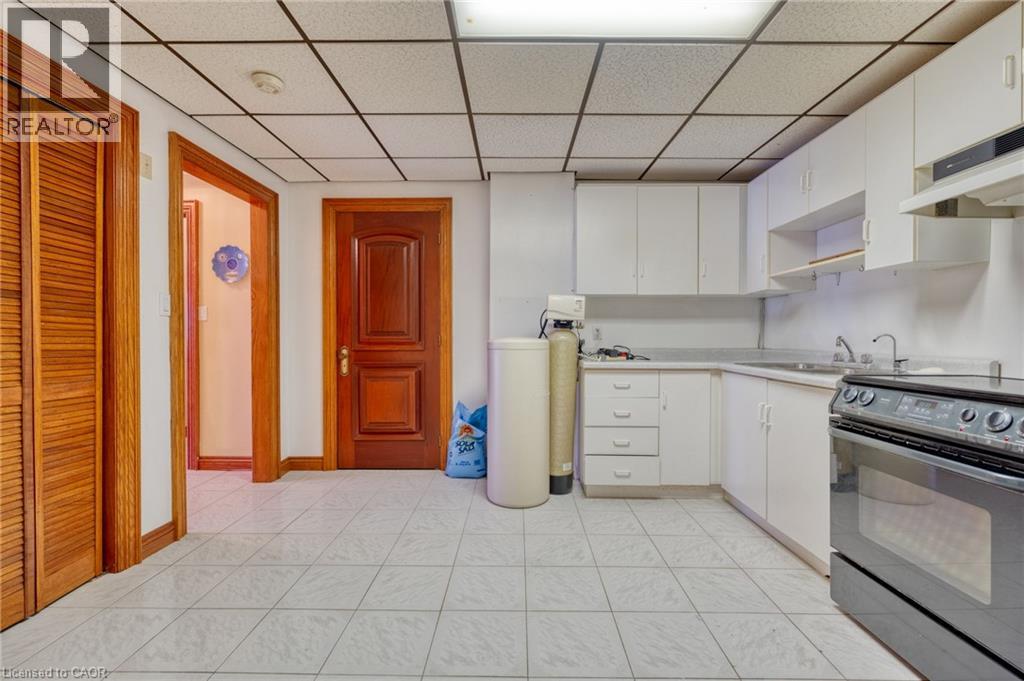 23 Susan Drive, Hamilton, Ontario  L9C 7R1 - Photo 37 - 40836194