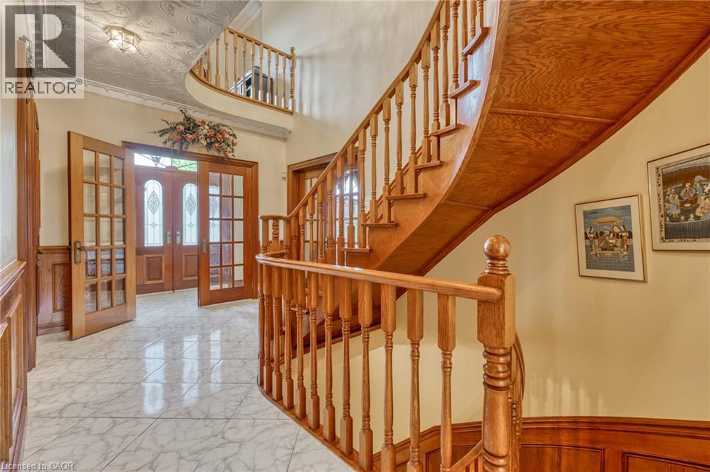 23 Susan Drive, Hamilton, Ontario  L9C 7R1 - Photo 6 - 40836194