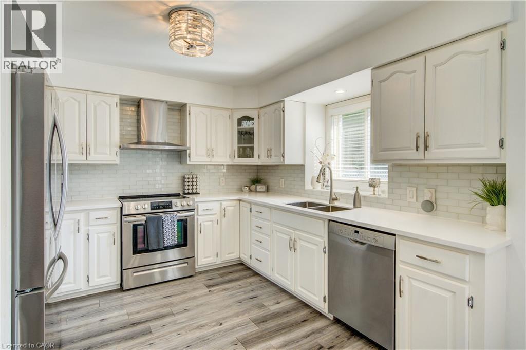 102 Allen Street, Tillsonburg, Ontario  N4G 5K1 - Photo 13 - 40835666