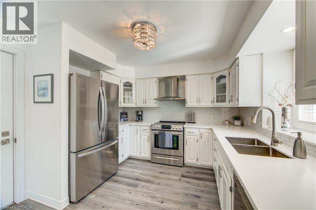 102 Allen Street, Tillsonburg, Ontario  N4G 5K1 - Photo 15 - 40835666