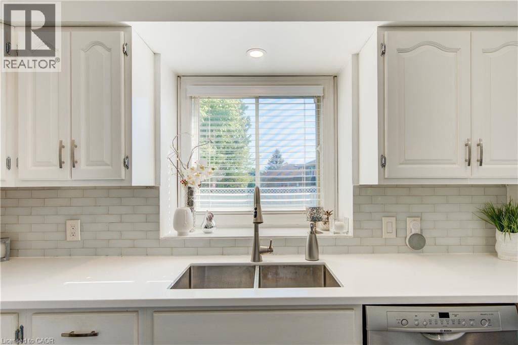 102 Allen Street, Tillsonburg, Ontario  N4G 5K1 - Photo 16 - 40835666