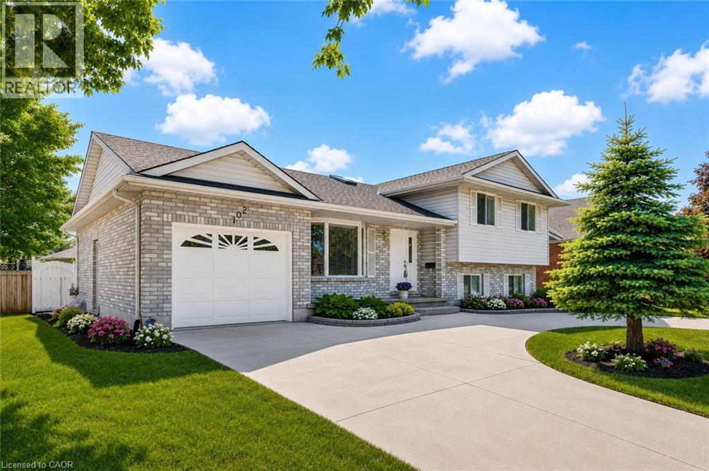 102 Allen Street, Tillsonburg, Ontario  N4G 5K1 - Photo 2 - 40835666