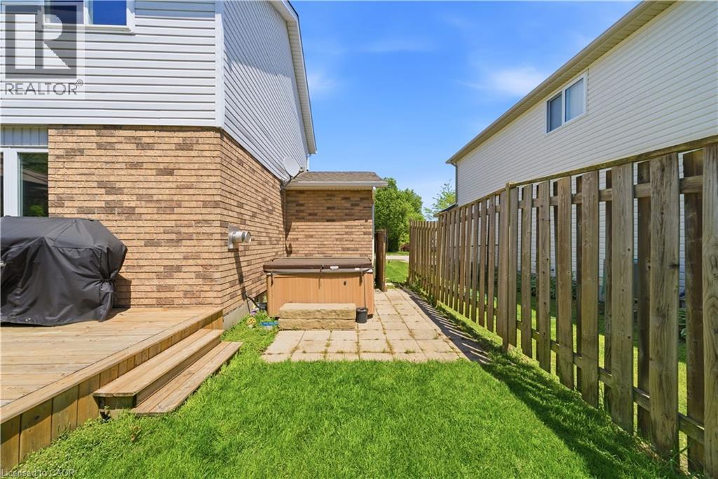 784 Butternut Avenue, Waterloo, Ontario  N2V 2M3 - Photo 33 - 40835157