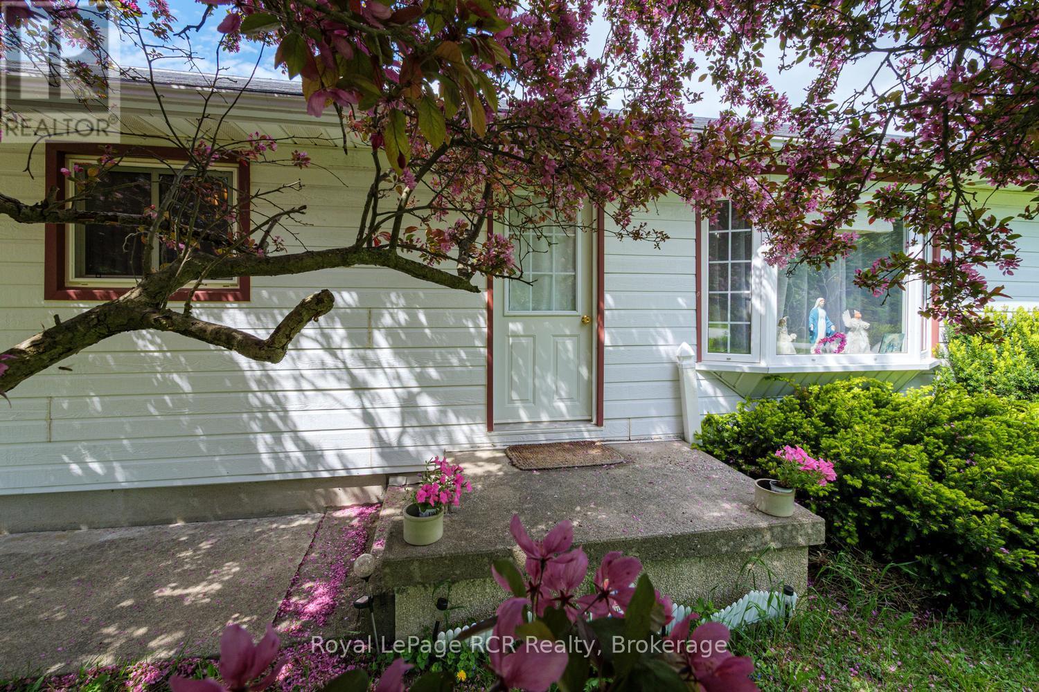 873 14th Street W, Georgian Bluffs, Ontario  N4K 6V5 - Photo 10 - X13232178