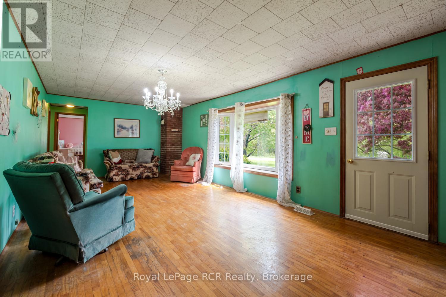 873 14th Street W, Georgian Bluffs, Ontario  N4K 6V5 - Photo 11 - X13232178