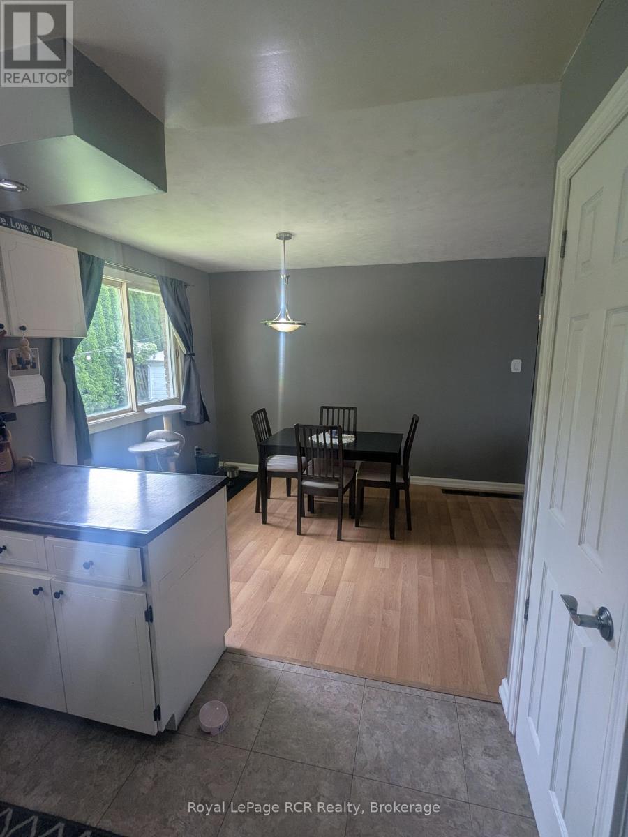 551 15th Avenue, Hanover, Ontario  N4N 3J2 - Photo 10 - X13232238