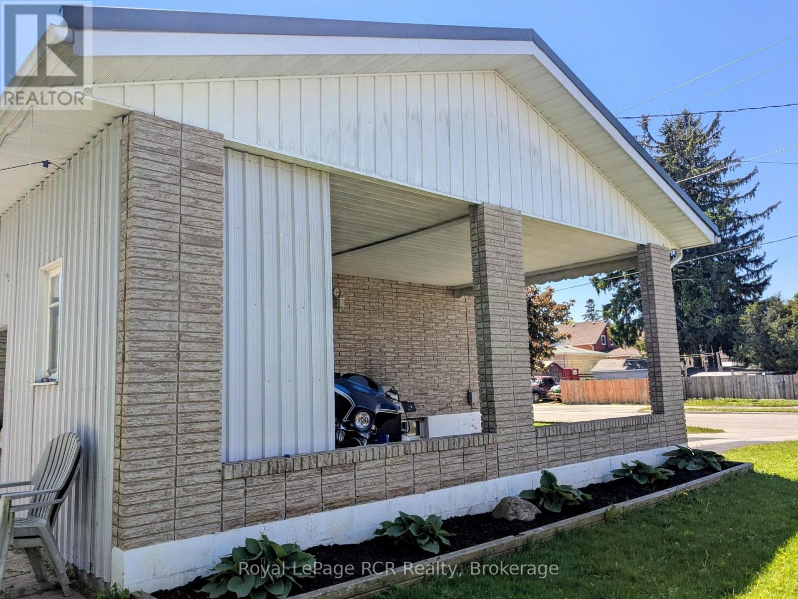 551 15th Avenue, Hanover, Ontario  N4N 3J2 - Photo 3 - X13232238