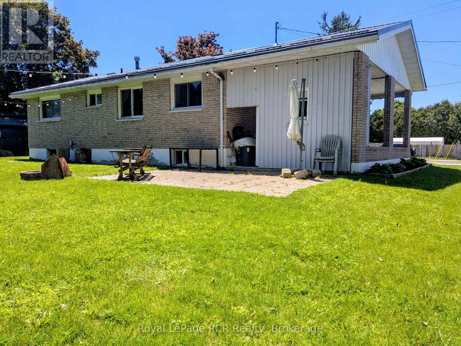 551 15th Avenue, Hanover, Ontario  N4N 3J2 - Photo 4 - X13232238
