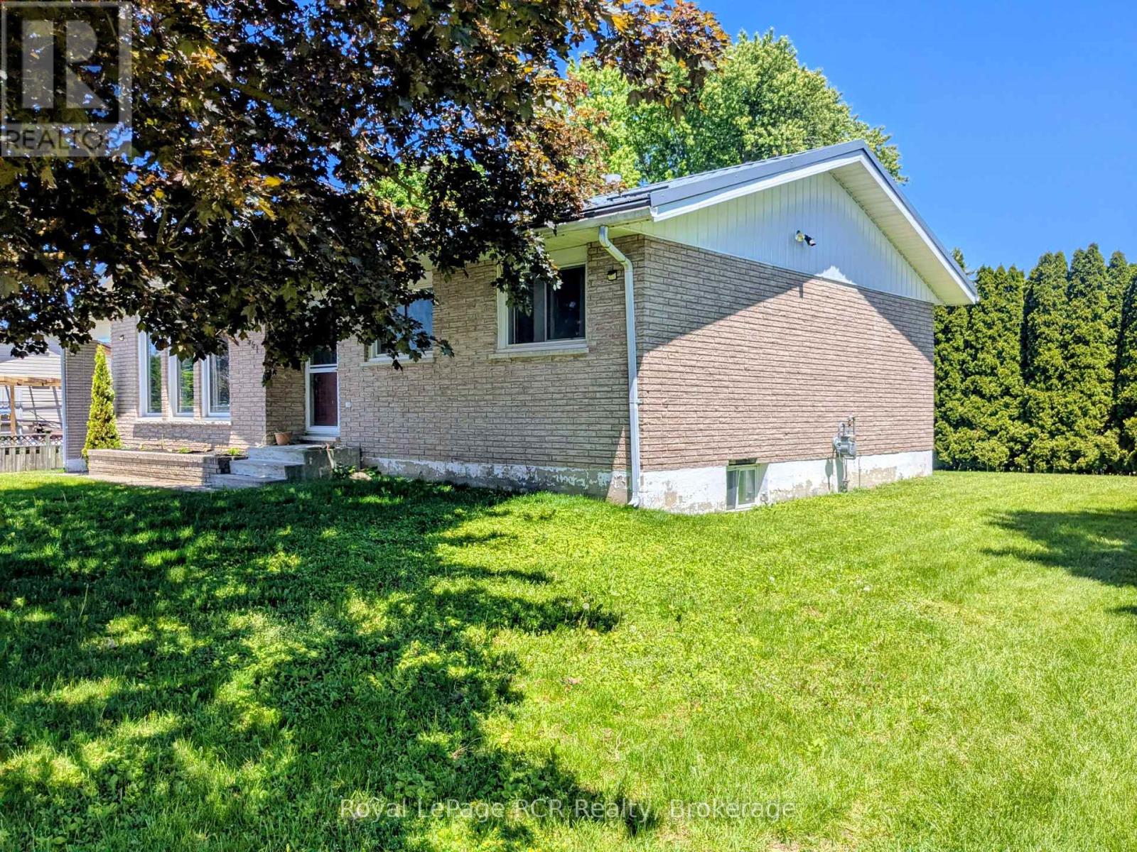 551 15th Avenue, Hanover, Ontario  N4N 3J2 - Photo 8 - X13232238
