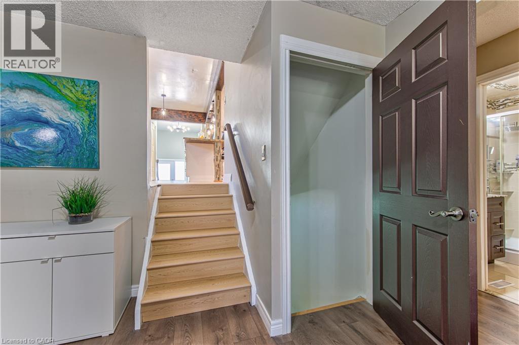 2560 Palisander Avenue, Mississauga, Ontario  L5B 2L2 - Photo 18 - 40836140