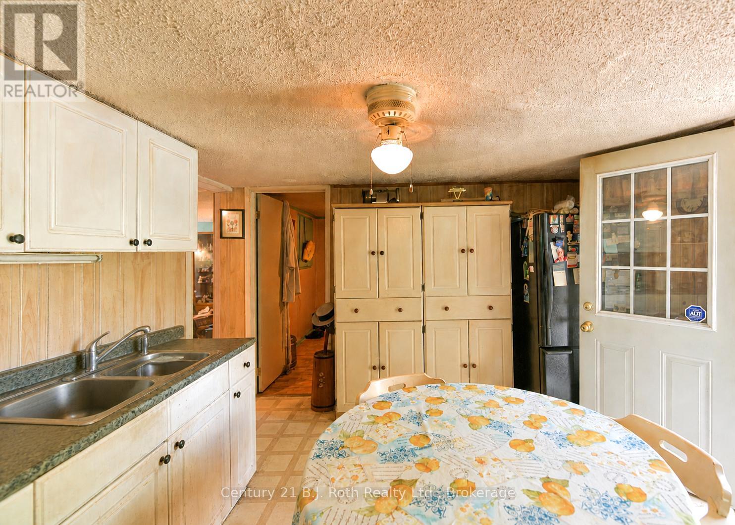 3427 Coronation Avenue, Severn, Ontario  L0K 1G0 - Photo 10 - S13232378