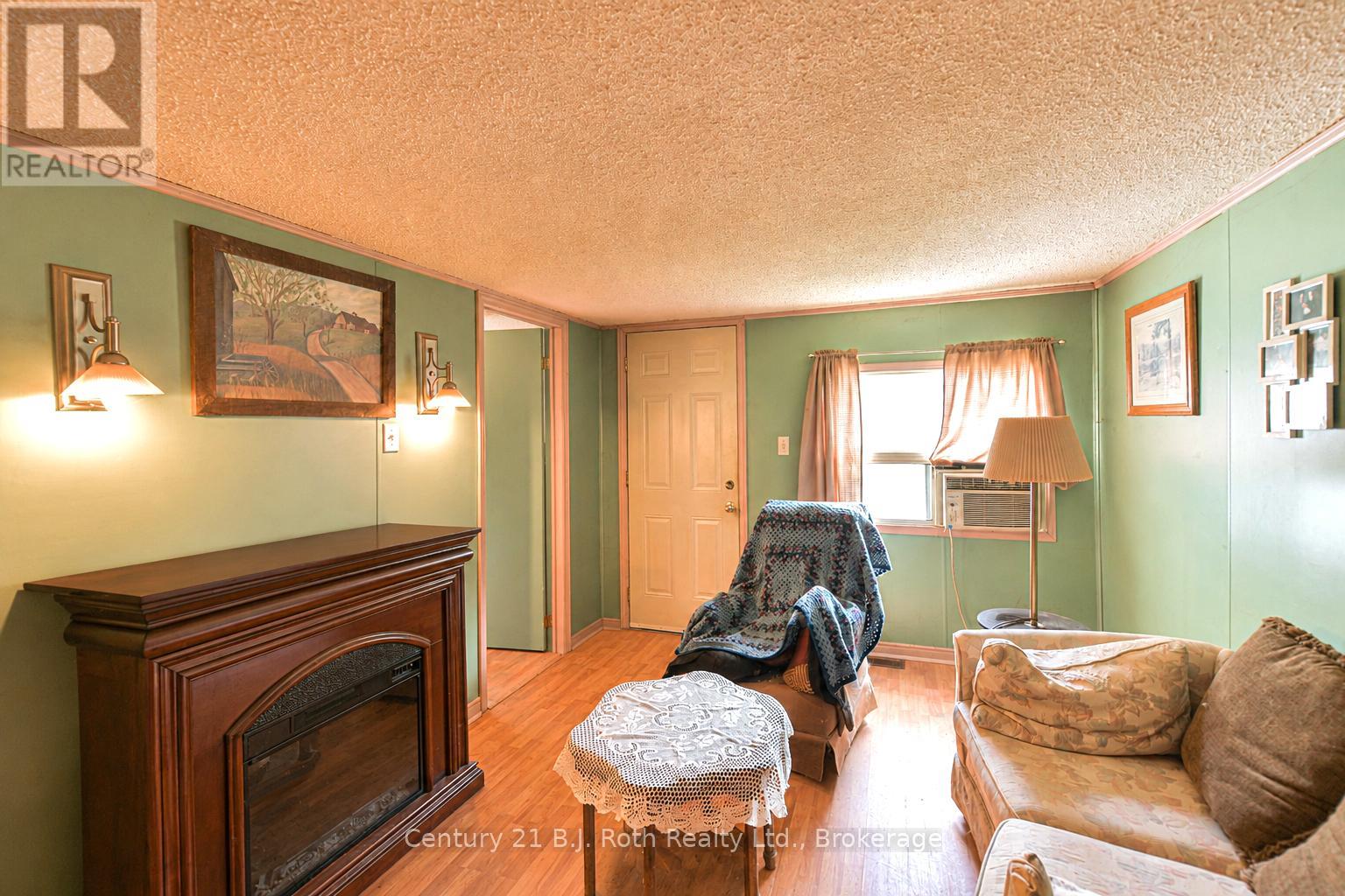 3427 Coronation Avenue, Severn, Ontario  L0K 1G0 - Photo 6 - S13232378