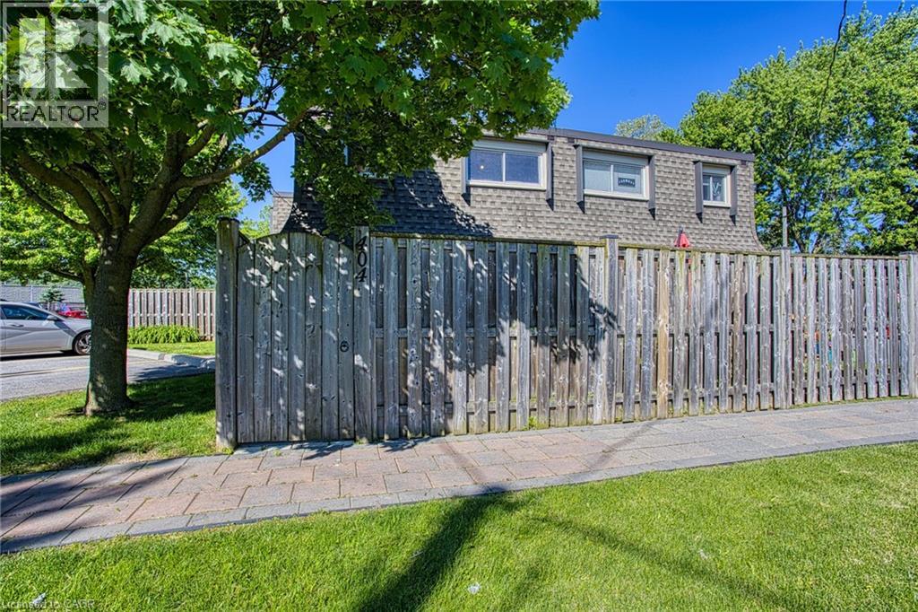 7 Viking Court Unit# 404, Grimsby, Ontario  L3M 3T8 - Photo 2 - 40836122