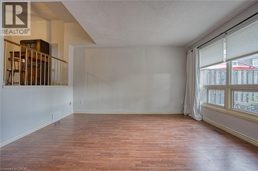 7 Viking Court Unit# 404, Grimsby, Ontario  L3M 3T8 - Photo 5 - 40836122
