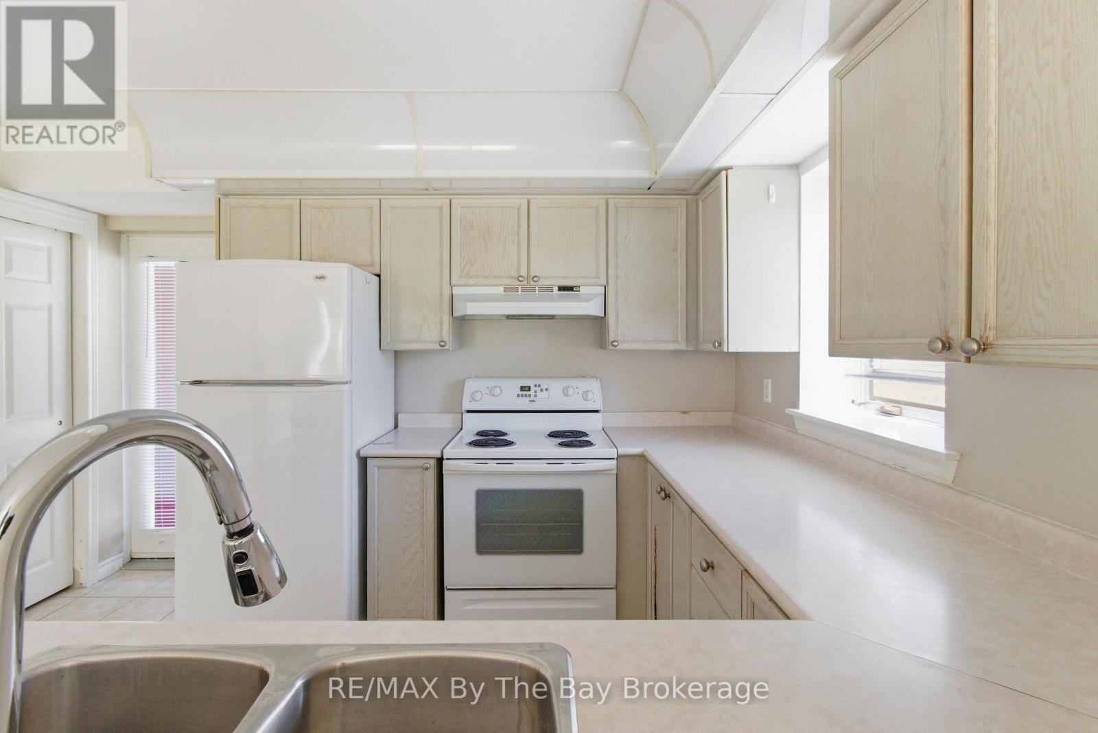 1 - 10 Mulligan Lane, Wasaga Beach, Ontario  L9Z 1C4 - Photo 12 - S13232766