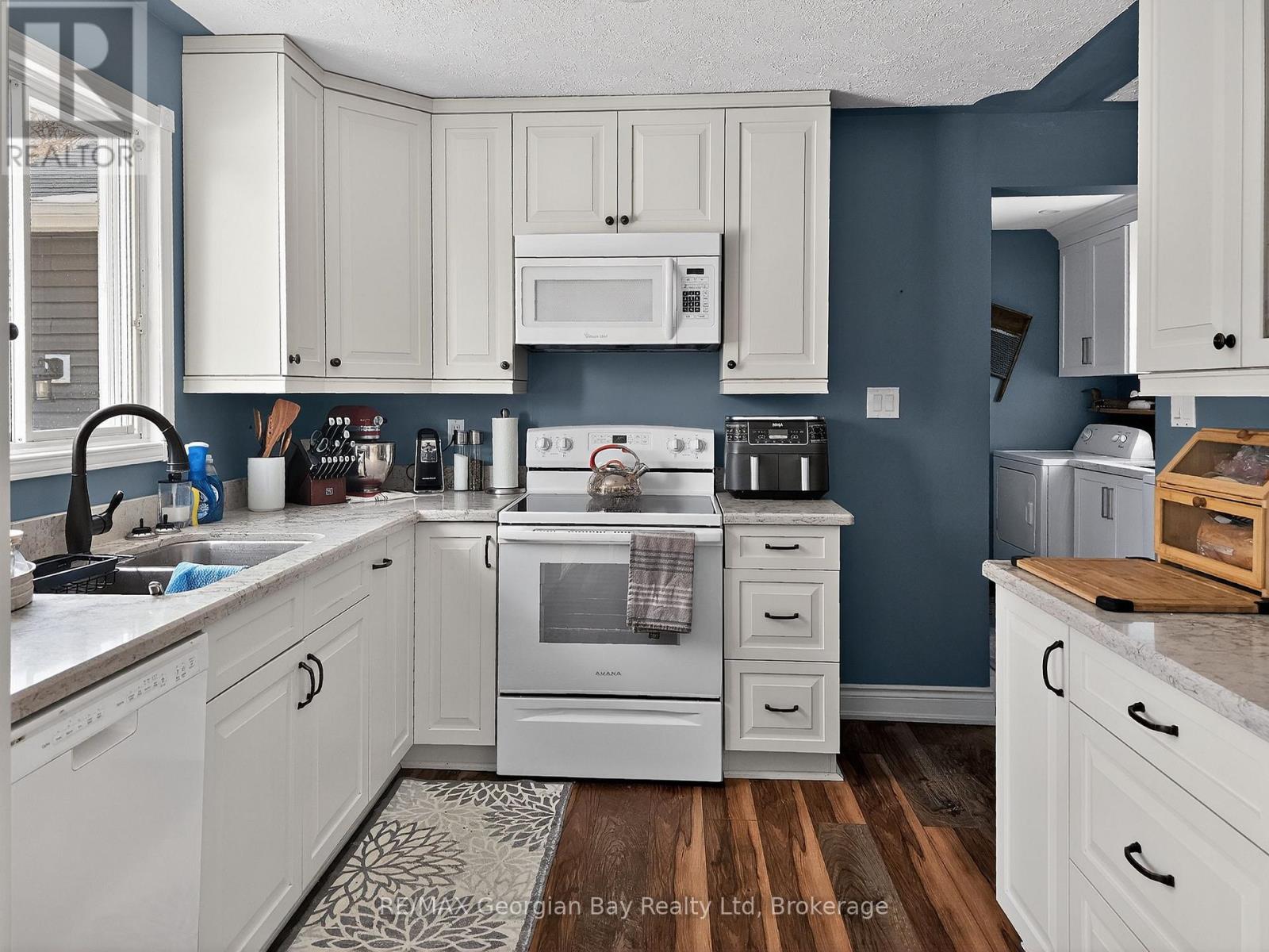 5 Easton Avenue, Tay, Ontario  L0K 1R0 - Photo 7 - S13233020