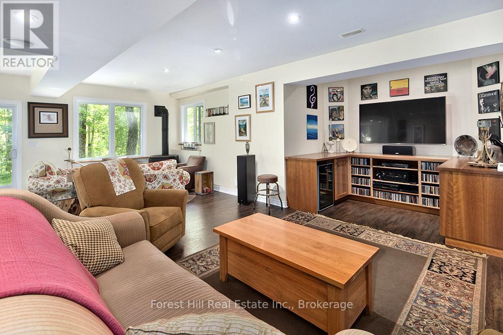 157 Glen Fiddish Road, West Grey, Ontario  N0C 1H0 - Photo 14 - X13233166