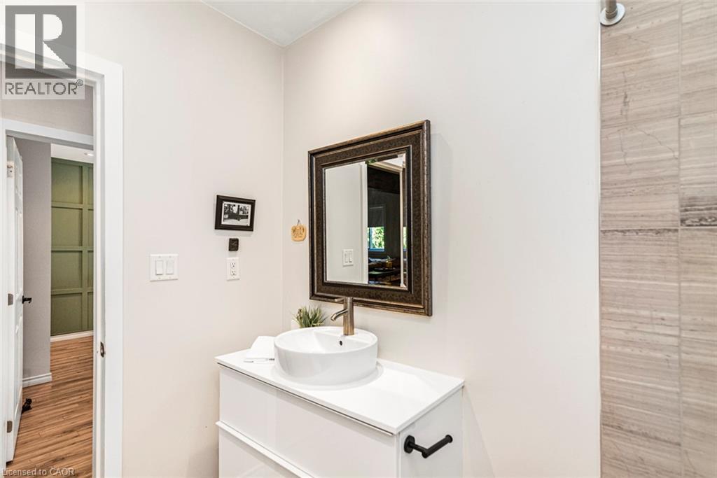 134 Erie Avenue, Hamilton, Ontario  L8N 2W8 - Photo 29 - 40836000
