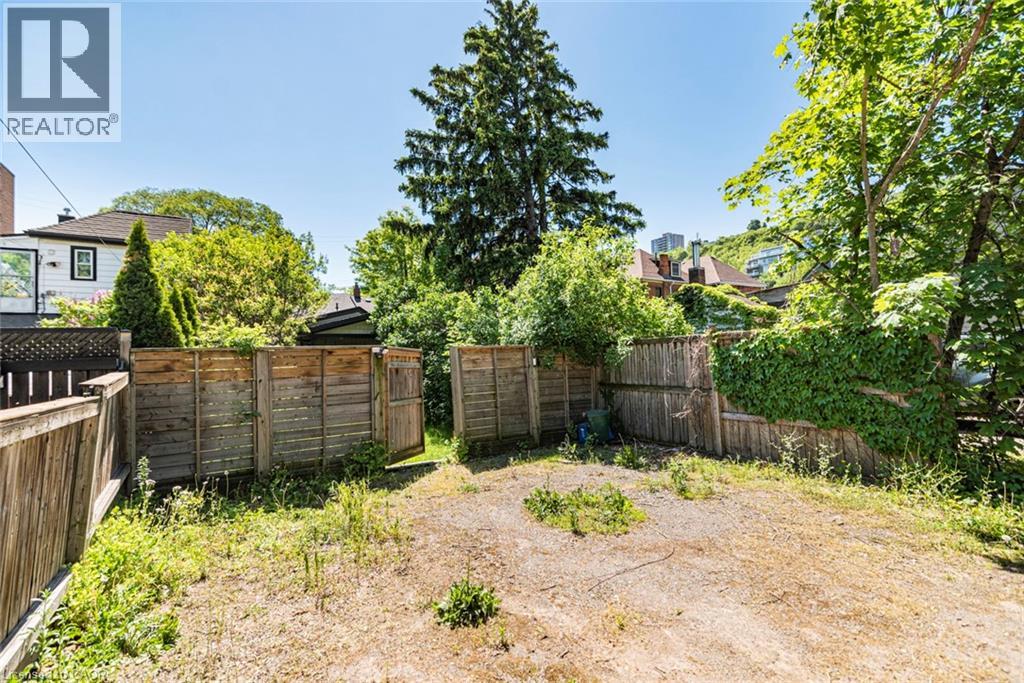 134 Erie Avenue, Hamilton, Ontario  L8N 2W8 - Photo 38 - 40836000
