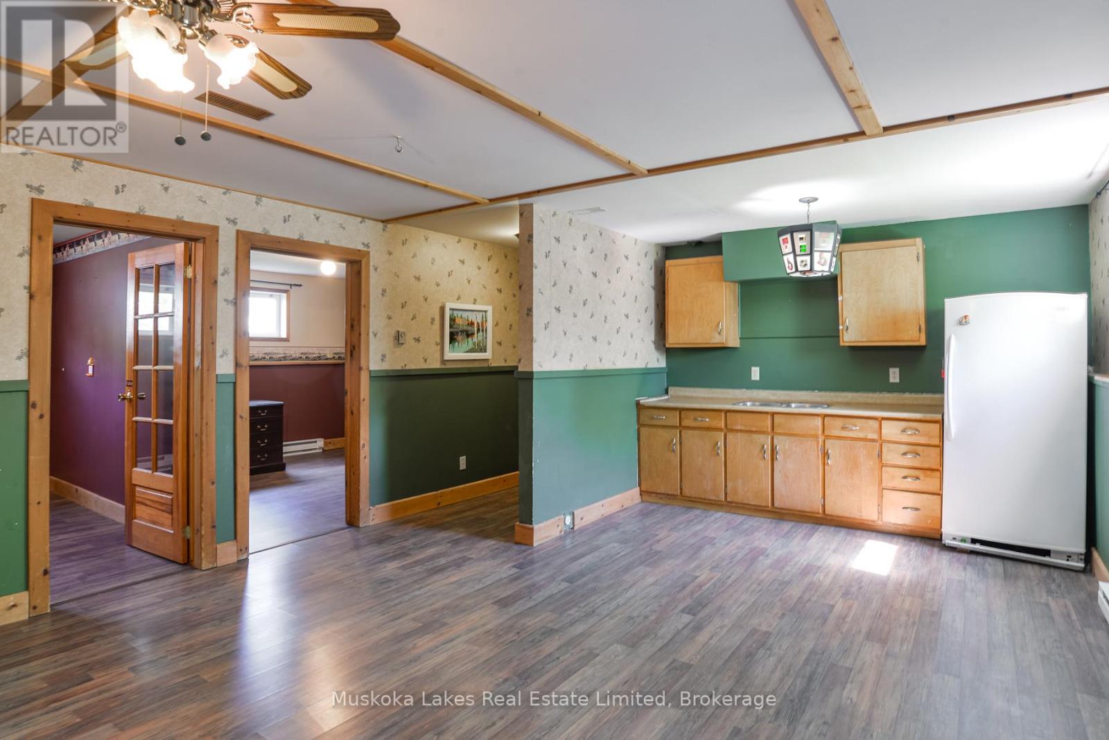 11 Harris Street, Muskoka Lakes, Ontario  P0B 1J0 - Photo 13 - X13233420