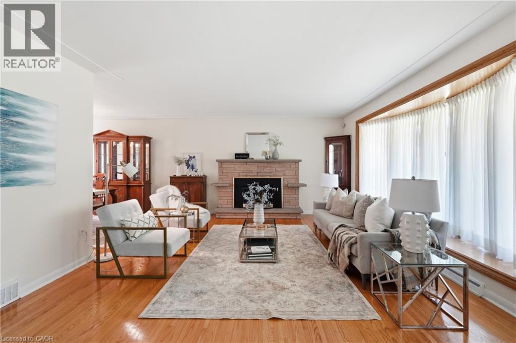7 Braemar Place, Hamilton, Ontario  L9C 1C9 - Photo 5 - 40836283