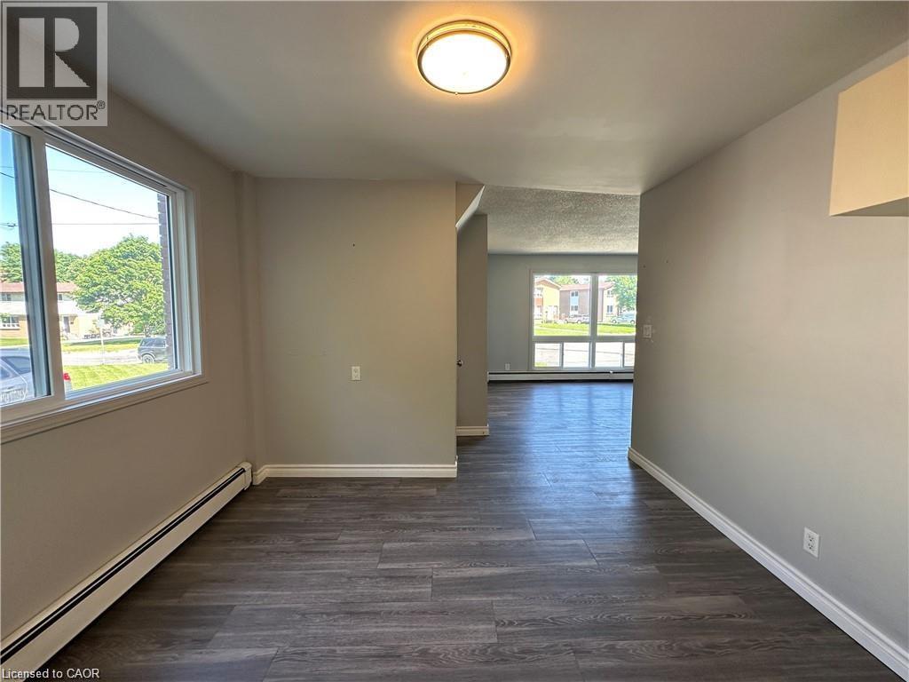 64-66 Oakwood Avenue, Simcoe, Ontario  N3Y 1H6 - Photo 14 - 40835846