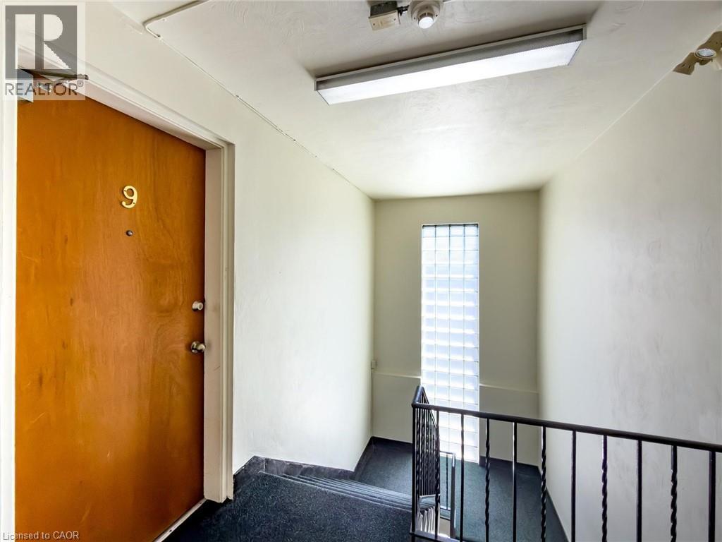 1755 King Street Unit# 9, Hamilton, Ontario  L9K 1V6 - Photo 11 - 40836031