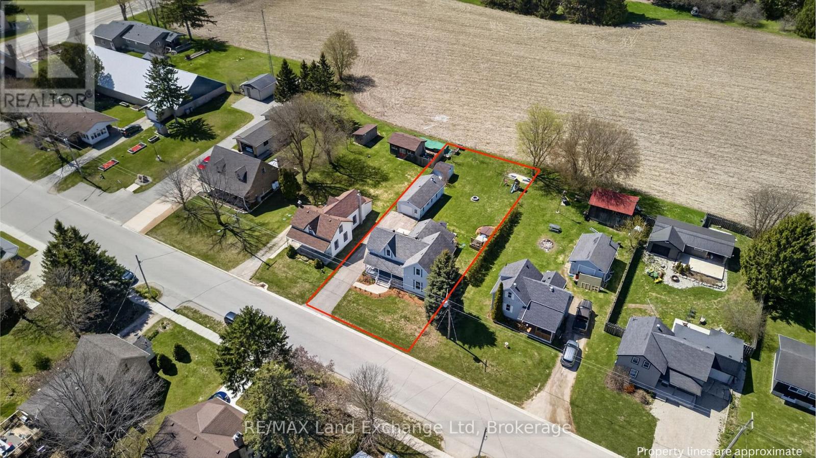 15 Whitechurch Street, Huron-Kinloss, Ontario  N0G 2W0 - Photo 48 - X13234276