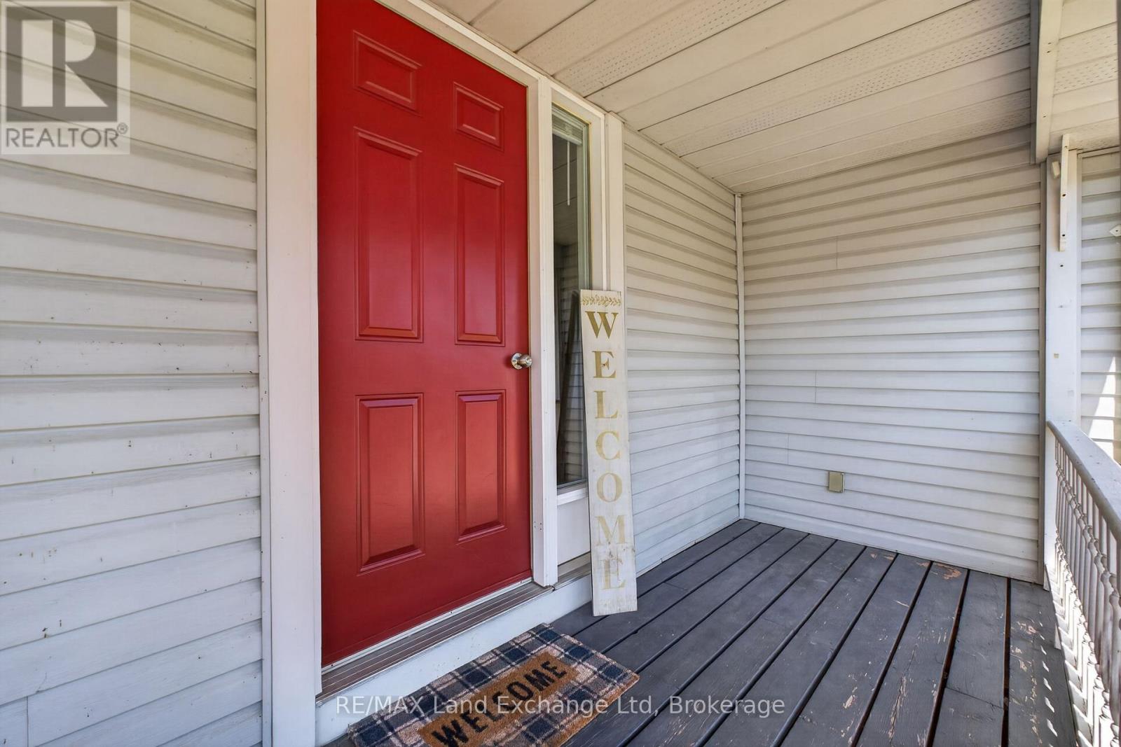 15 Whitechurch Street, Huron-Kinloss, Ontario  N0G 2W0 - Photo 5 - X13234276