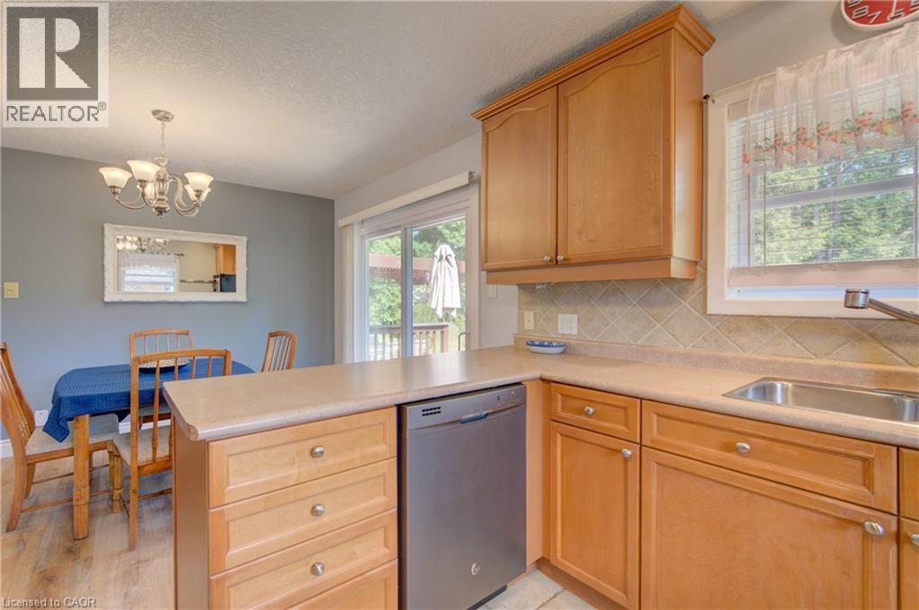 251 Union Street E, Waterloo, Ontario  N2J 1E3 - Photo 15 - 40836261