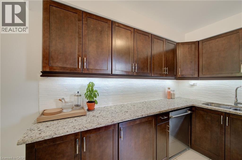375 Holiday Inn Drive Unit# 9, Cambridge, Ontario  N3C 3P6 - Photo 11 - 40835129