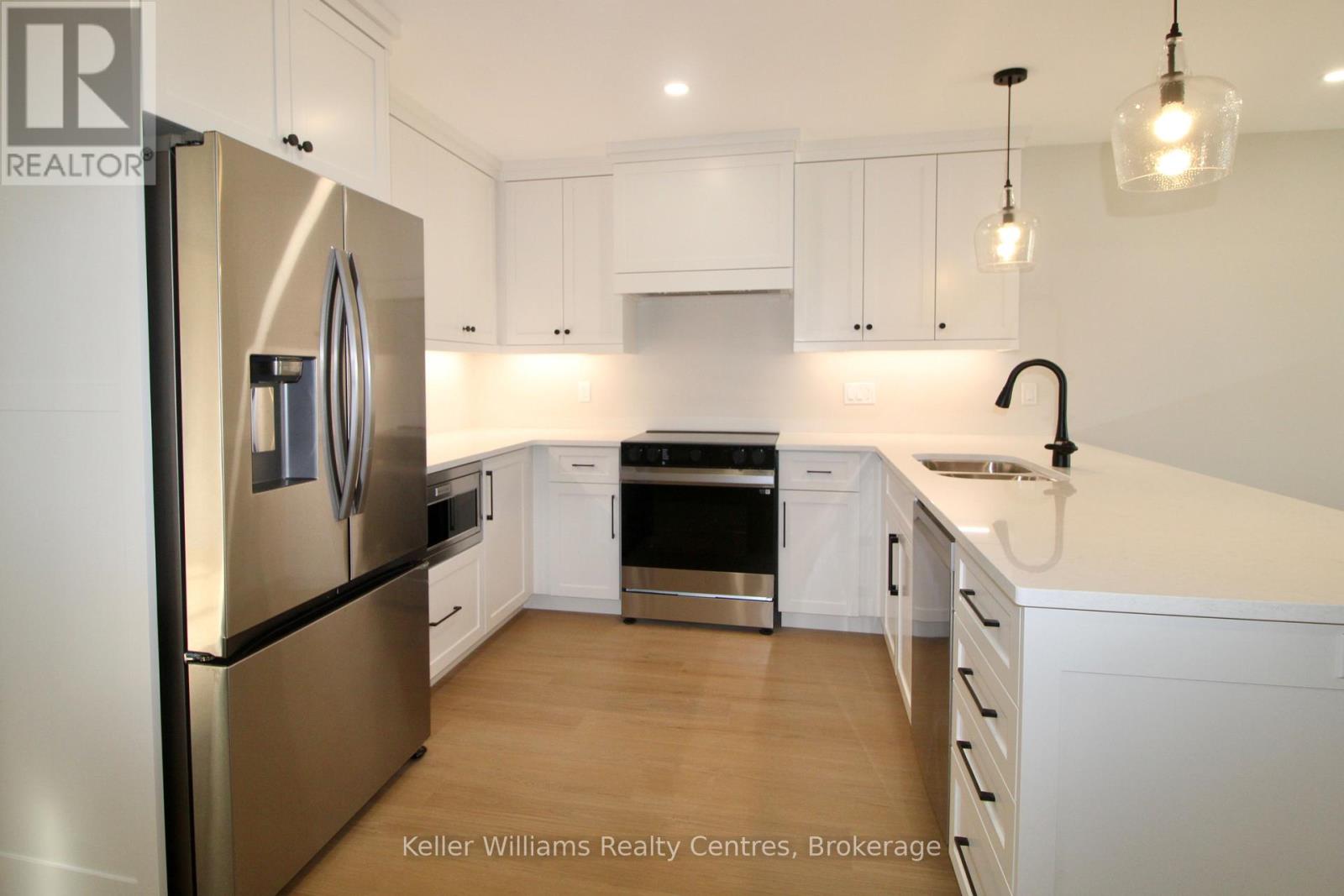 715 18th Street, Hanover, Ontario  N4N 0C7 - Photo 12 - X13234866