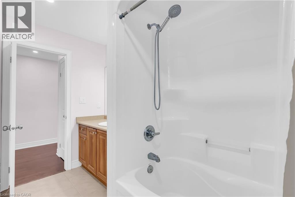 92 Desoto Drive, Hamilton, Ontario  L9A 0B5 - Photo 42 - 40836184