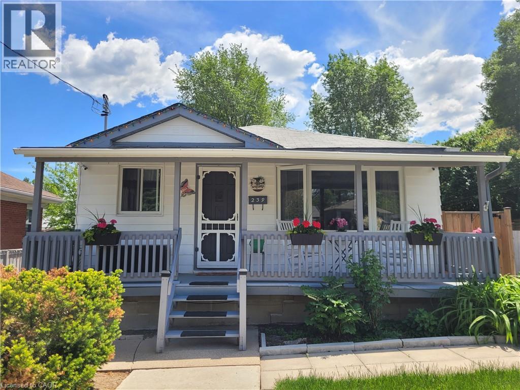239 West 18th Street, Hamilton, Ontario  L9C 4H1 - Photo 3 - 40836326