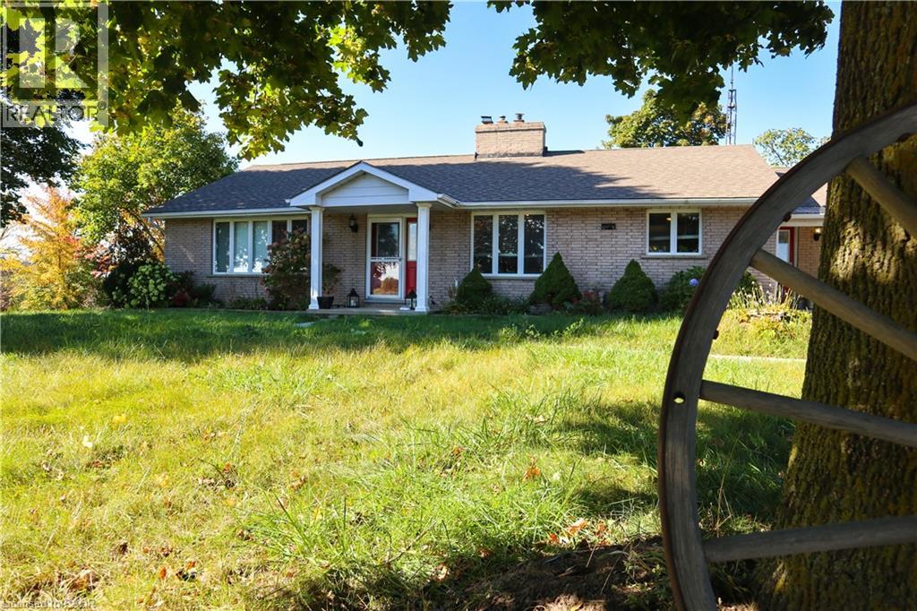 17 Cemetery Road, Norfolk County, Ontario  N0E 1Z0 - Photo 2 - 40836197