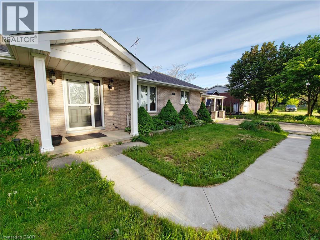 17 Cemetery Road, Norfolk County, Ontario  N0E 1Z0 - Photo 4 - 40836197
